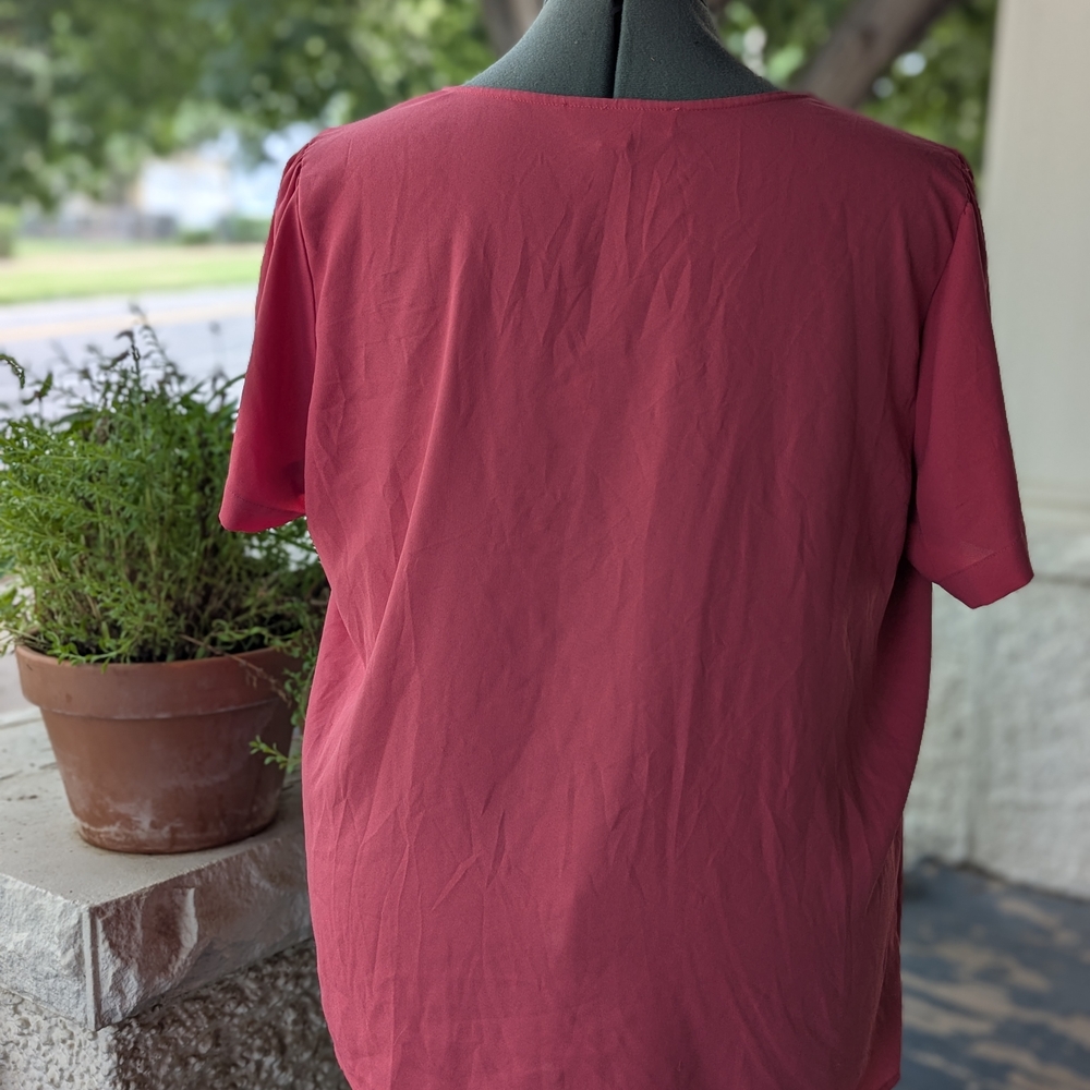 LOFT V-Neck Ruched Blouse in Rose - Picture 5 of 5